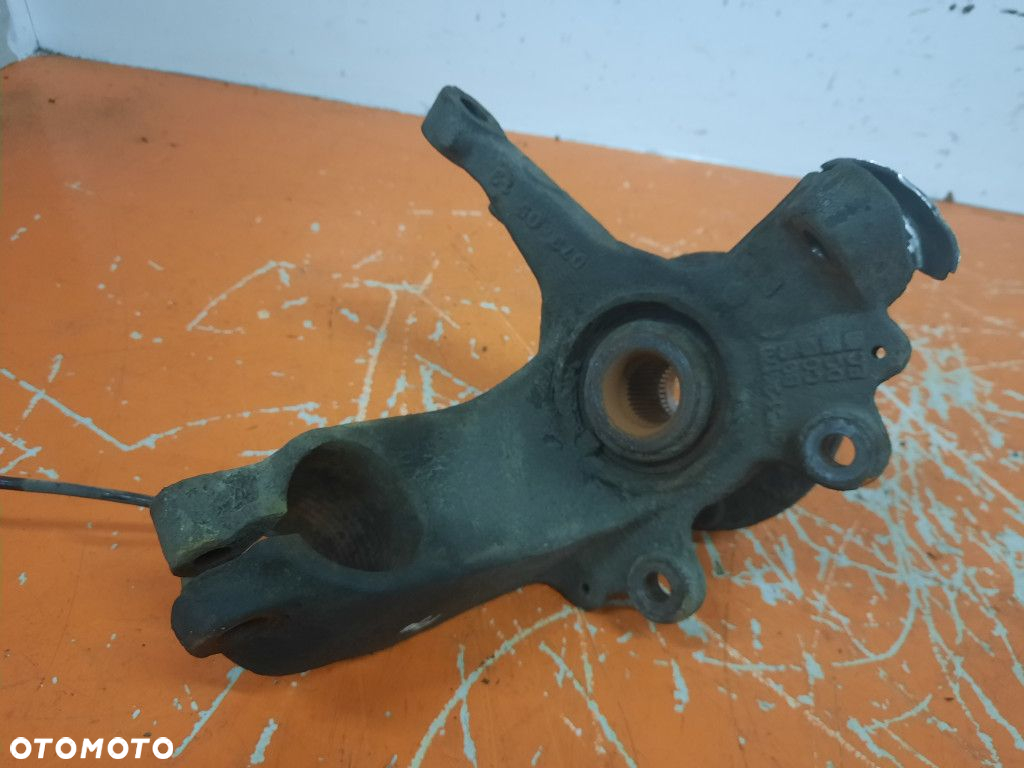 FORD FOCUS MK2 04-08 1.6 TDCI PIASTA ZWROTNICA LEWA  PRZÓD G8DA - 8