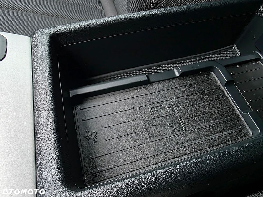 Audi A4 Avant 2.0 TDI - 25