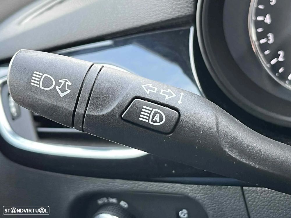 Opel Astra 1.2 T Ultimate S/S - 21