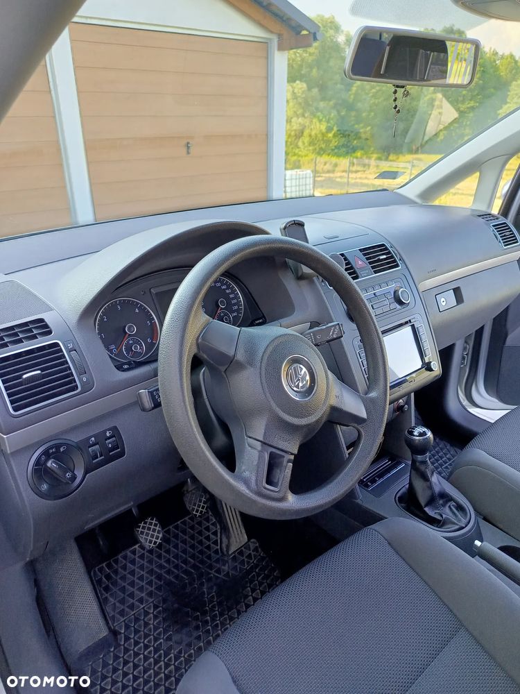 Volkswagen Touran 1.6 TDI DPF BlueMotion Technology Comfortline - 20