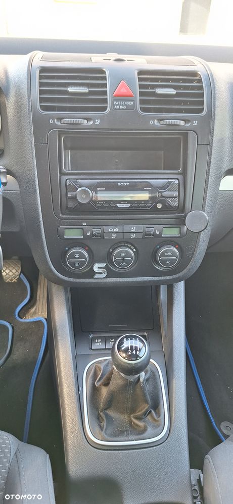 Volkswagen Golf 1.4 TSI Comfortline - 3
