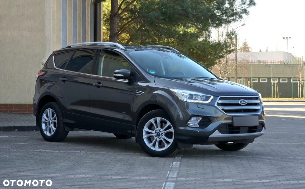 Ford Kuga - 4