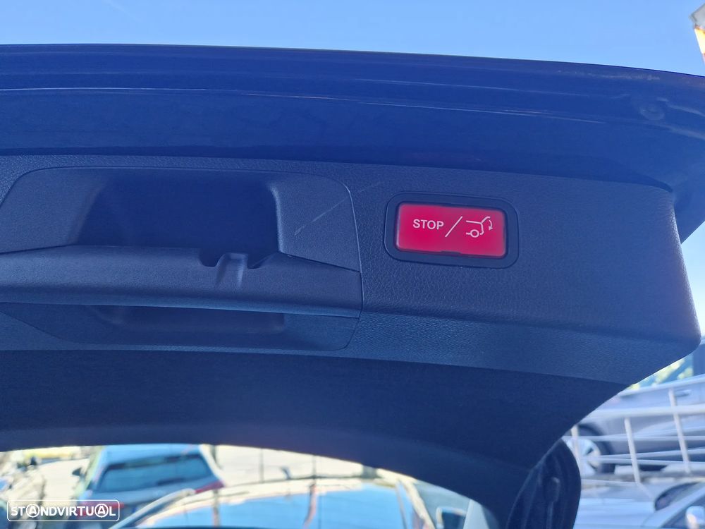 Mercedes-Benz E 300 de Avantgarde - 24