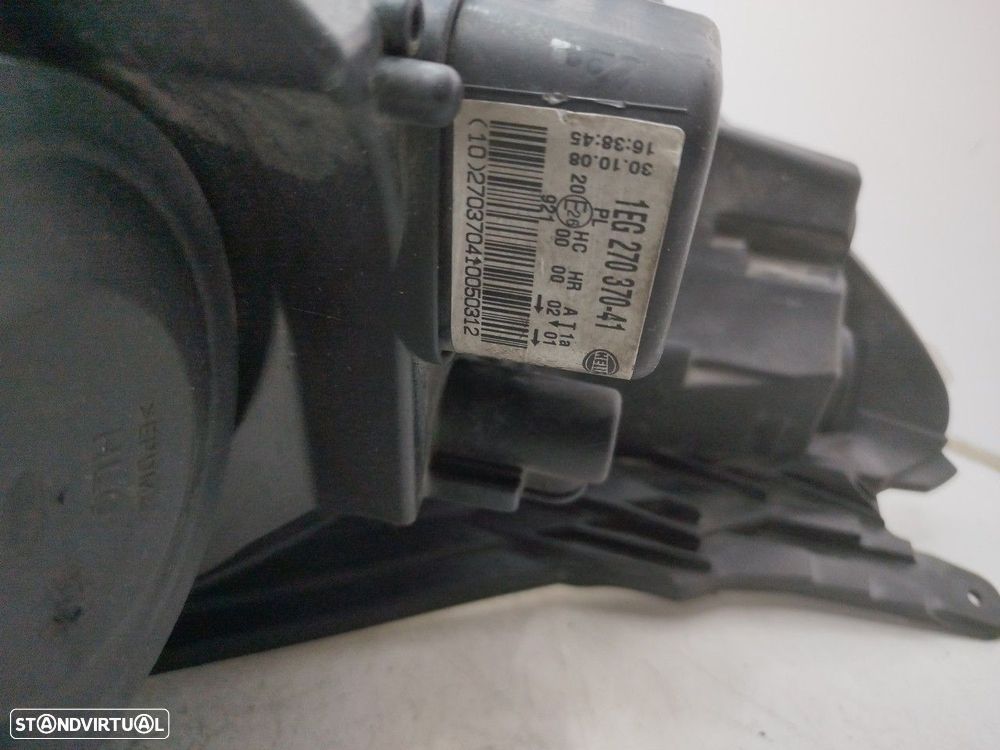 Farol/ Otica Dianteiro Esq Opel Astra H Caravan (L35) - 4