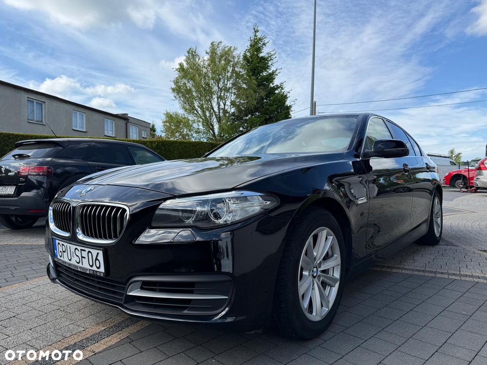 BMW Seria 5 520d xDrive - 5