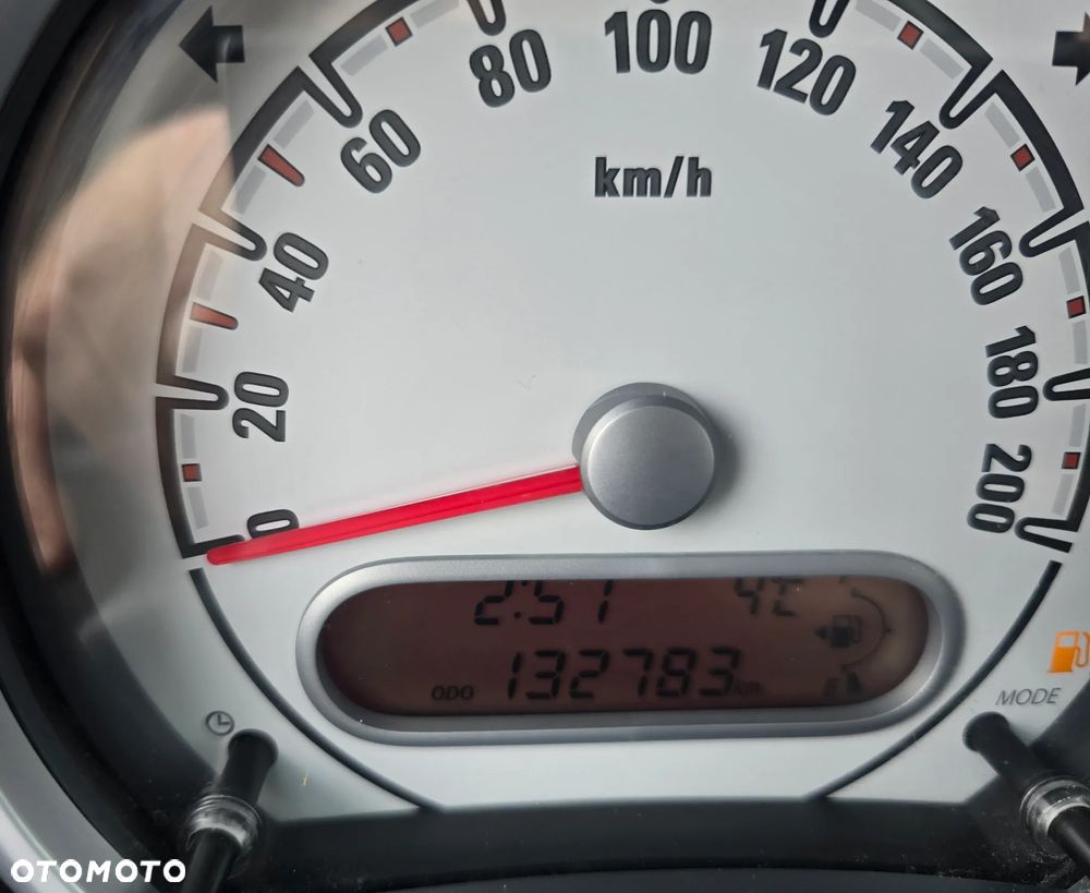 Opel Agila 1.2 16 V - 28