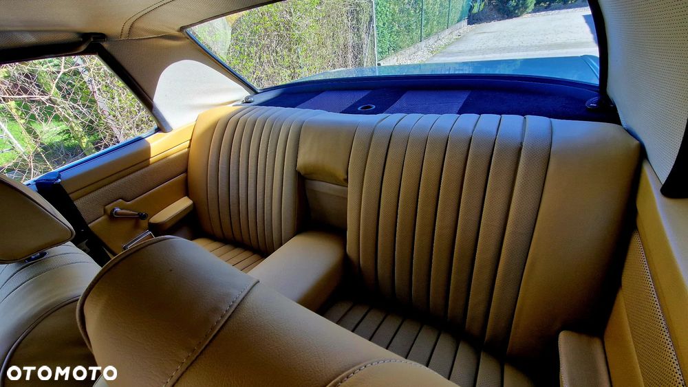 Mercedes-Benz 280 - 8