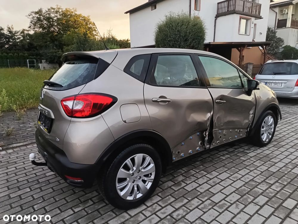 Renault Captur 0.9 Energy TCe Helly Hansen - 11