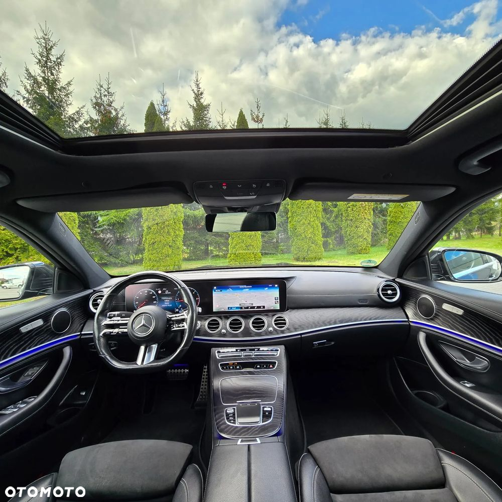Mercedes-Benz Klasa E 220 d T 9G-TRONIC AMG Line - 40