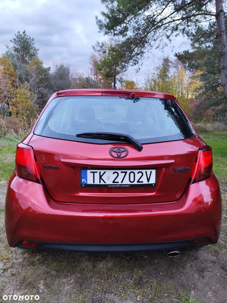 Toyota Yaris - 12