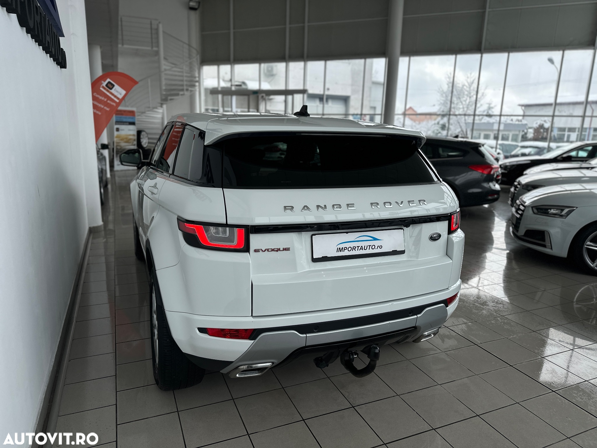 Land Rover Range Rover Evoque 2.0 D150 R-Dynamic - 14