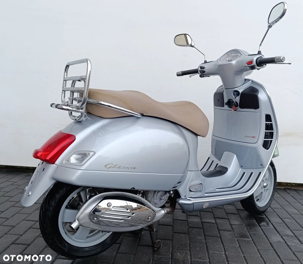 Piaggio Vespa - 6