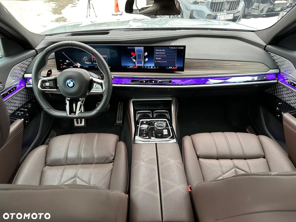 BMW Seria 7 M760e PHEV xDrive sport - 8