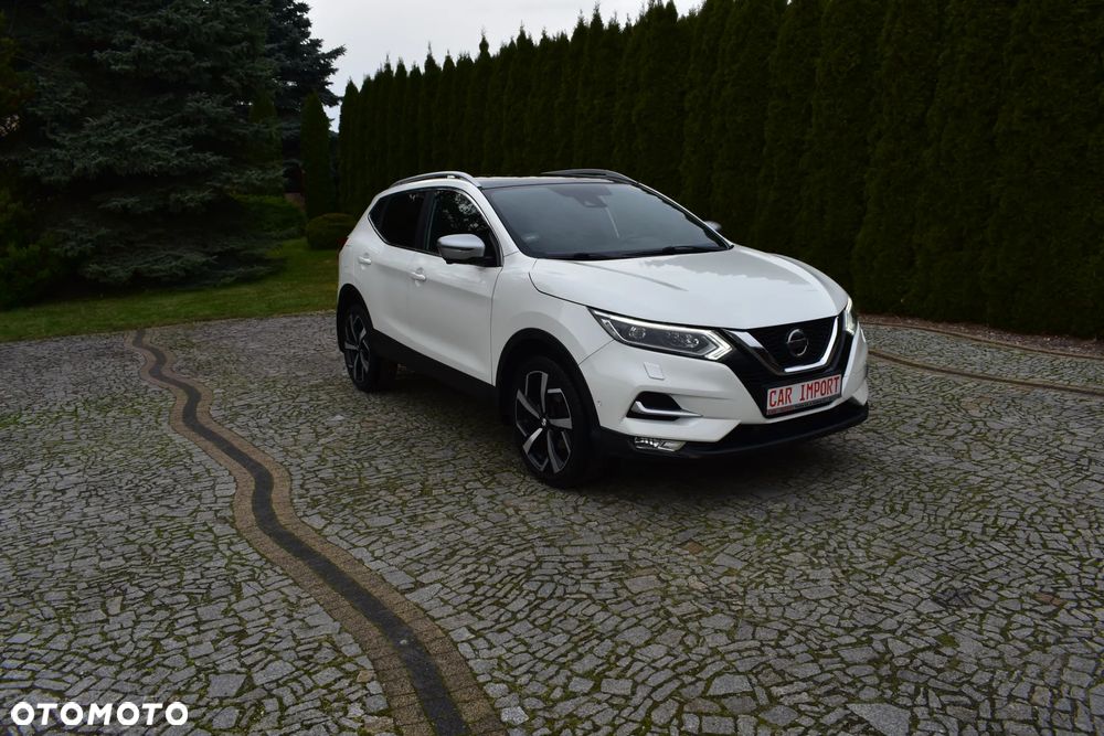 Nissan Qashqai 1.2 DIG-T Xtronic TEKNA+ - 23