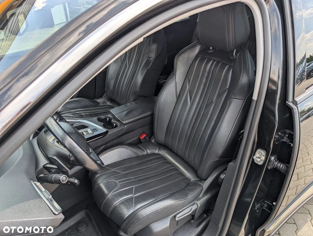 Peugeot 5008 BlueHDi 130 EAT8 Allure - 29