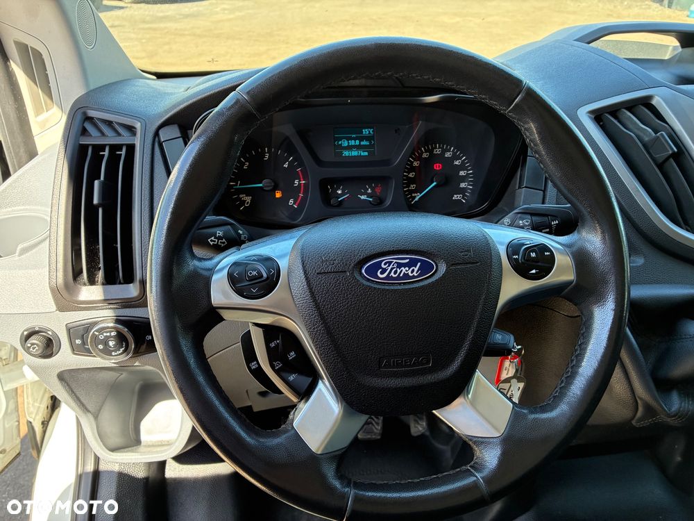 Ford Transit - 10