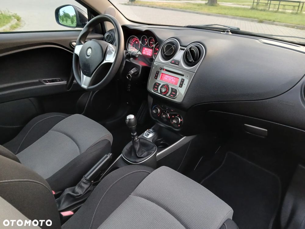 Alfa Romeo Mito 1.4 16V - 11