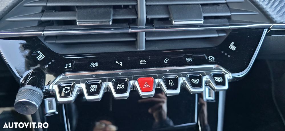 Peugeot 2008 PureTech 130 Stop&Start GT-Line Edition - 12