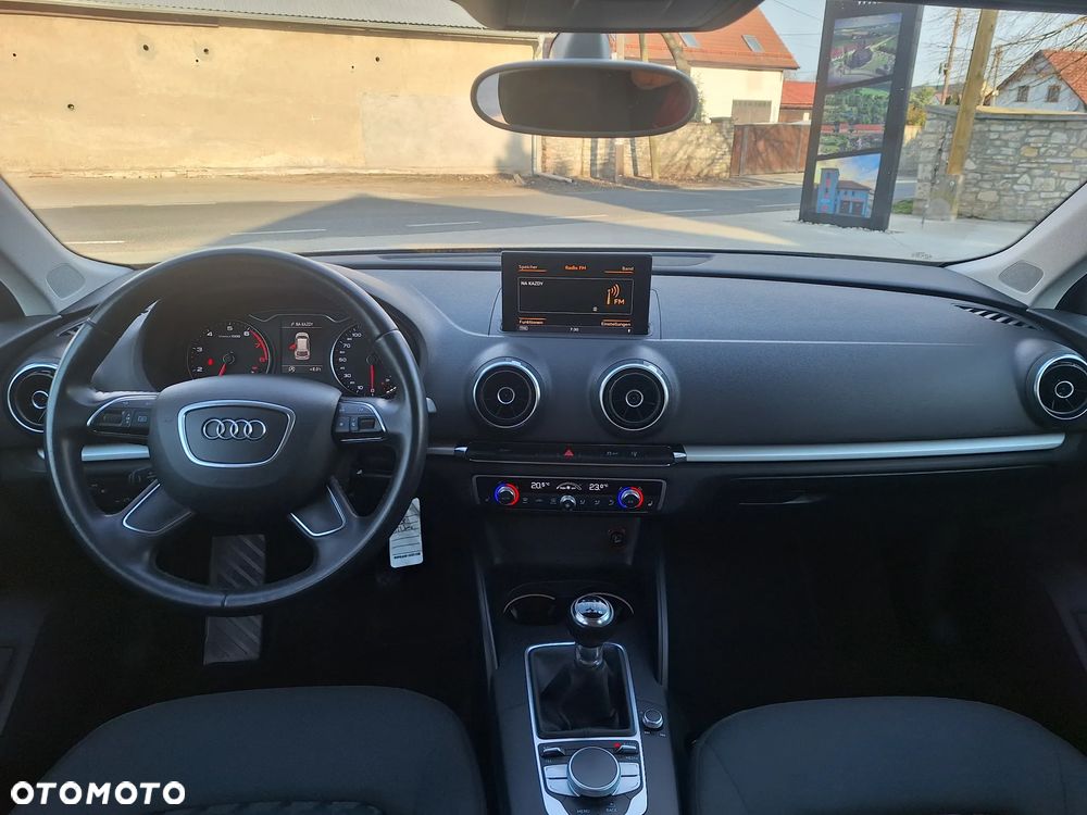 Audi A3 Sportback - 11