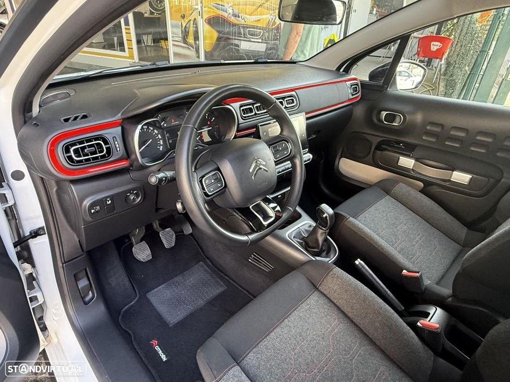 Citroën C3 1.2 PureTech Shine - 18