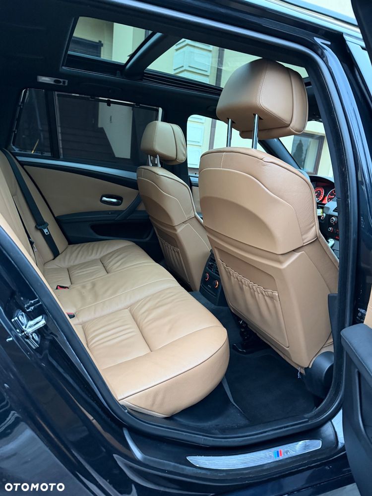 BMW Seria 5 530d Edition Sport - 31