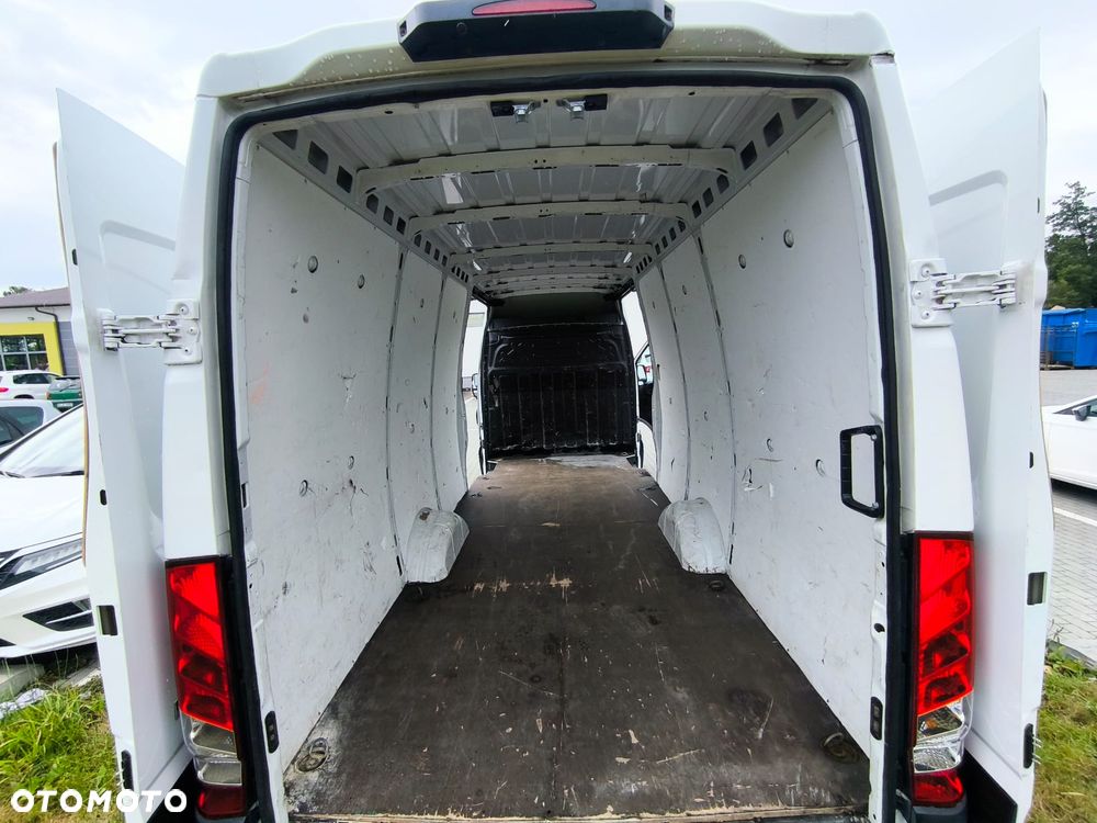 Iveco DAILY - 24