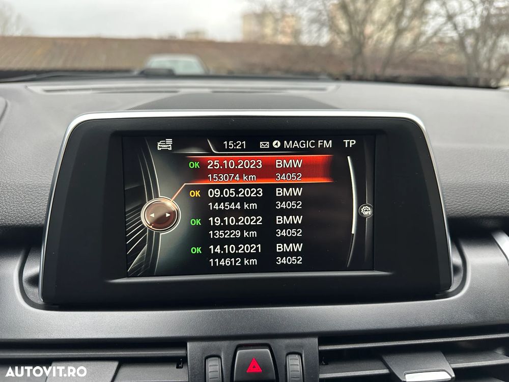 BMW Seria 2 225xe AT Luxury Line - 13