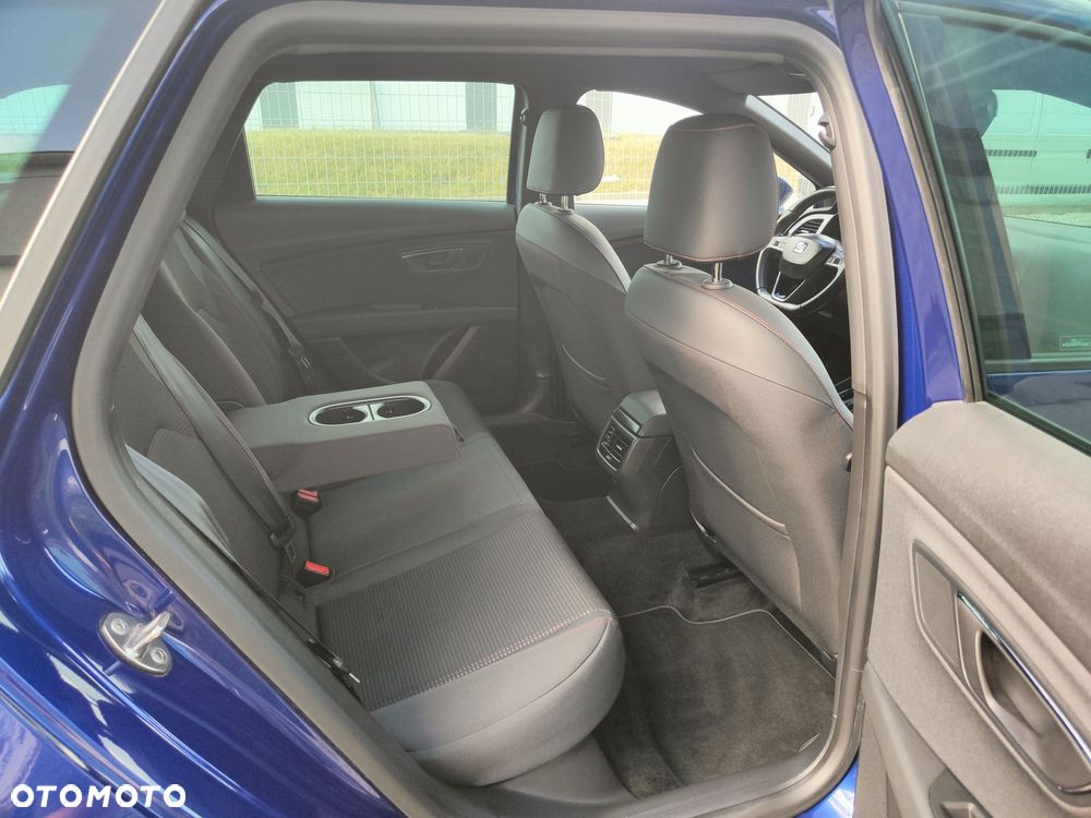 Seat Leon Sportstourer 2.0 TDI DSG FR Plus - 13