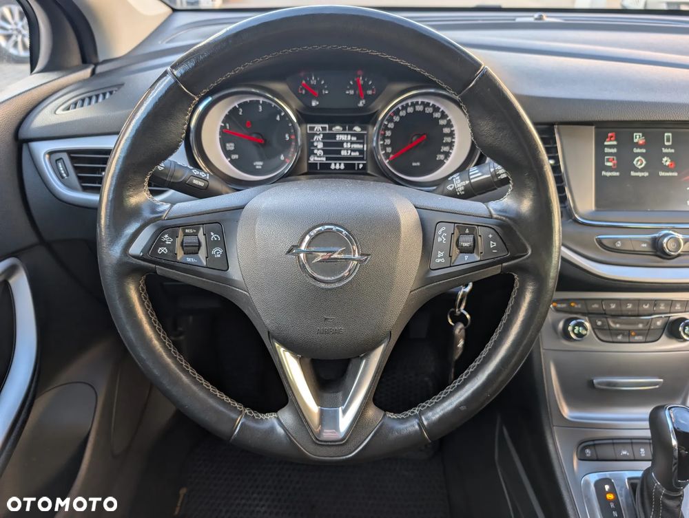 Opel Astra 1.6 D Start/Stop Automatik Dynamic - 31