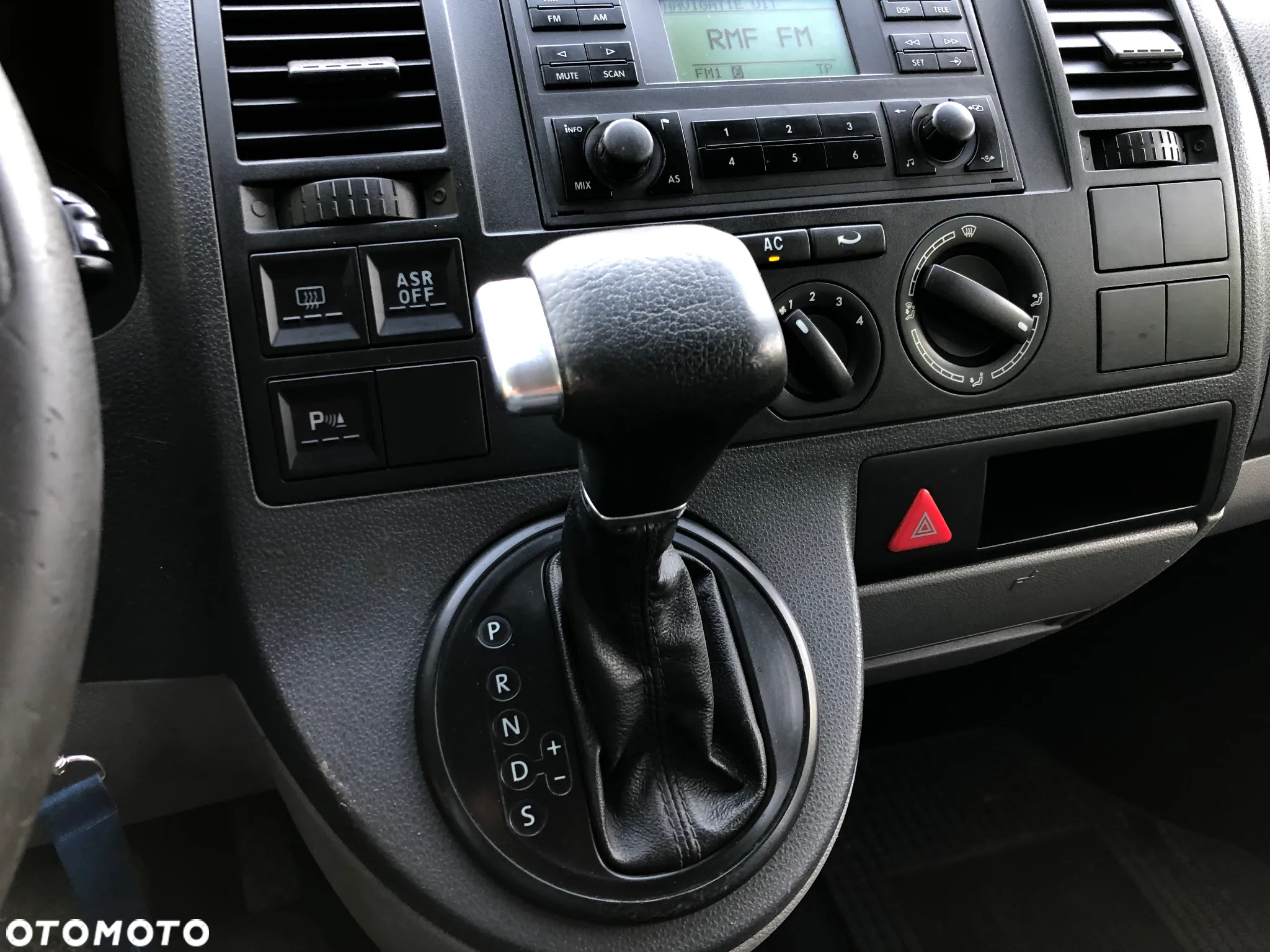 Volkswagen Transporter - 18