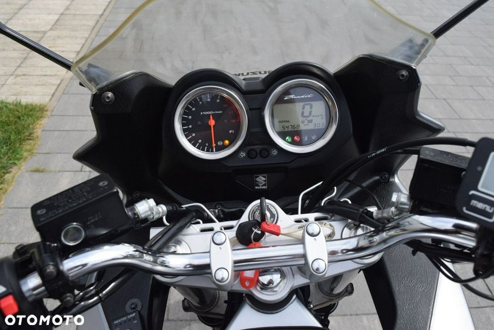 Suzuki Bandit - 11