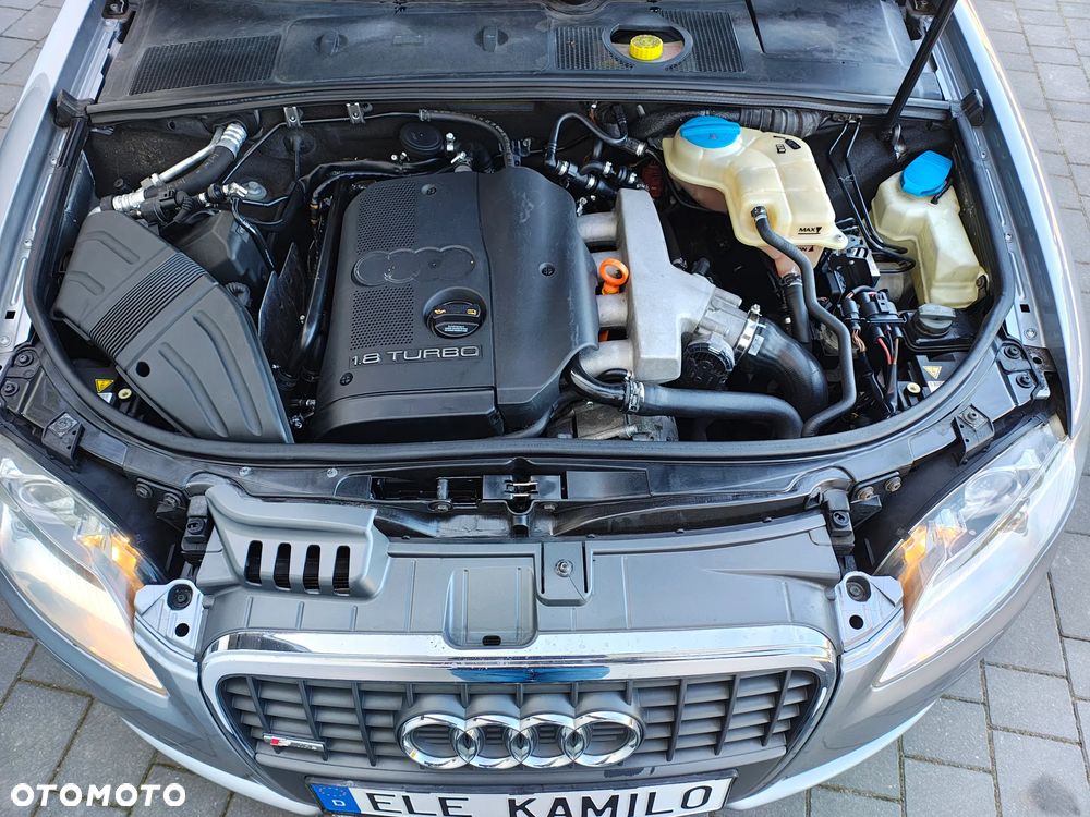 Audi A4 Cabrio 1.8 T multitronic - 38