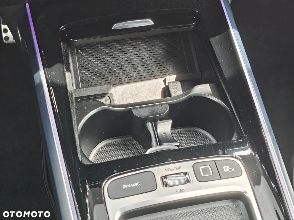Mercedes-Benz GLB 200 AMG Line 7G-DCT - 14