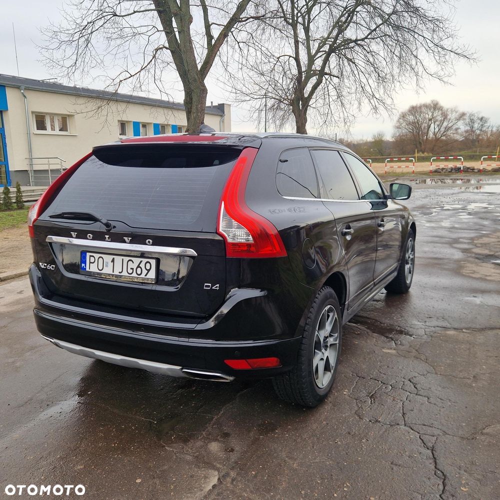 Volvo XC 60 D4 Drive-E Ocean Race - 6