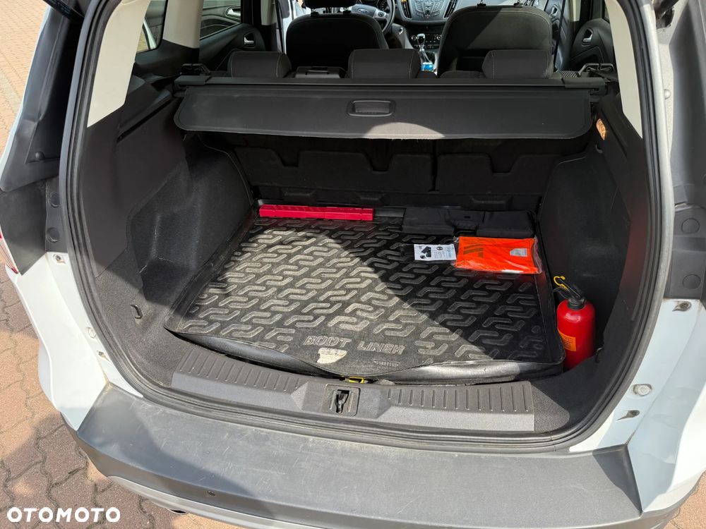 Ford Kuga 1.6 EcoBoost 2x4 SYNC - 11