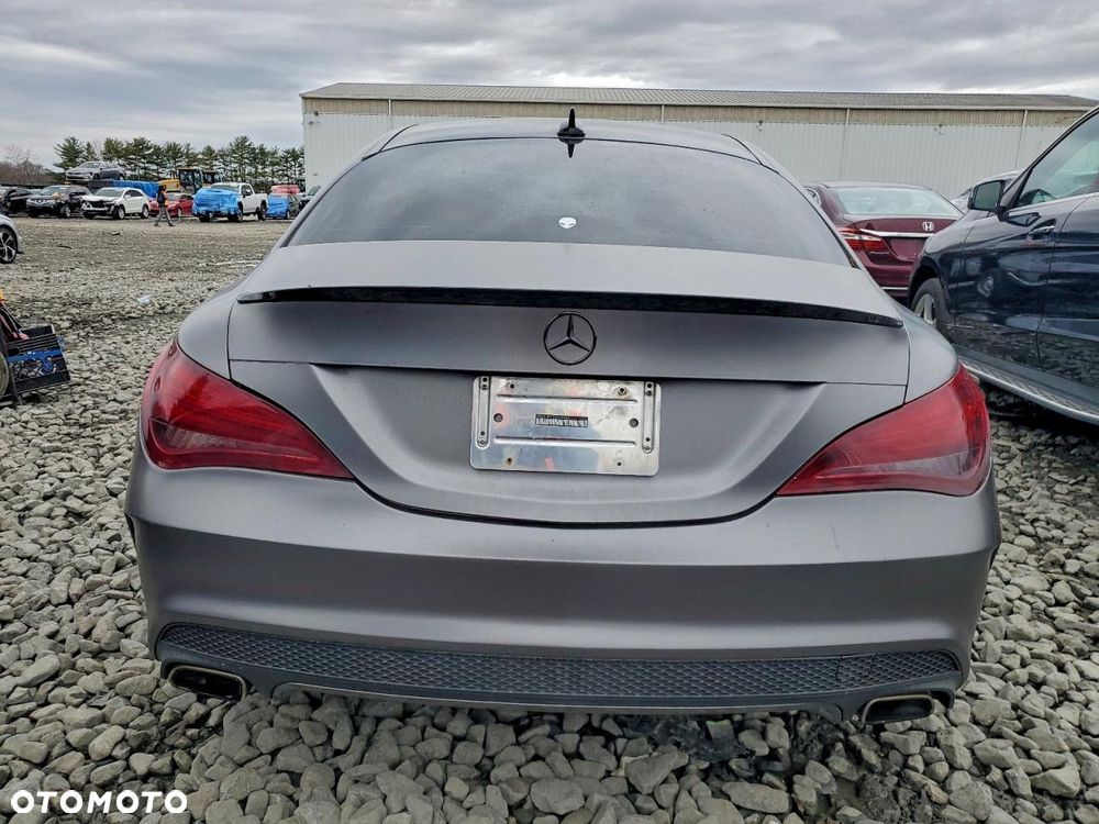 Mercedes-Benz CLA 250 7G-DCT Sport - 6