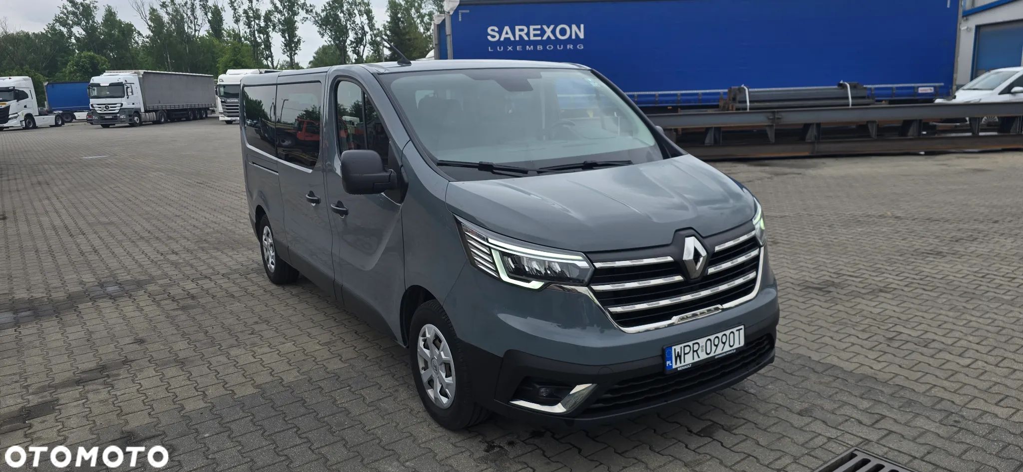 Renault Trafic - 1