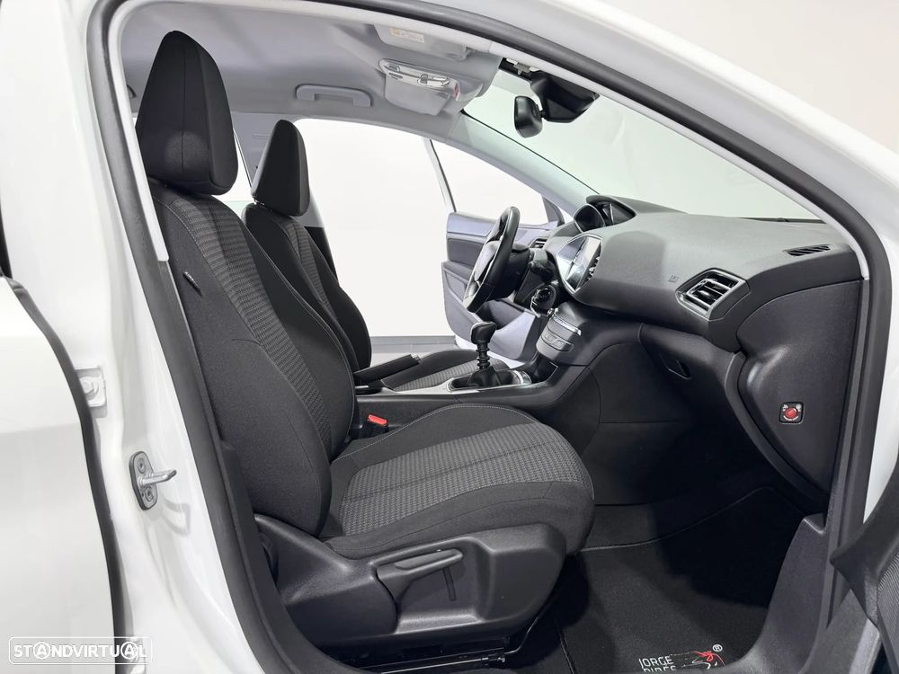 Peugeot 308 1.5 BlueHDi Style - 34