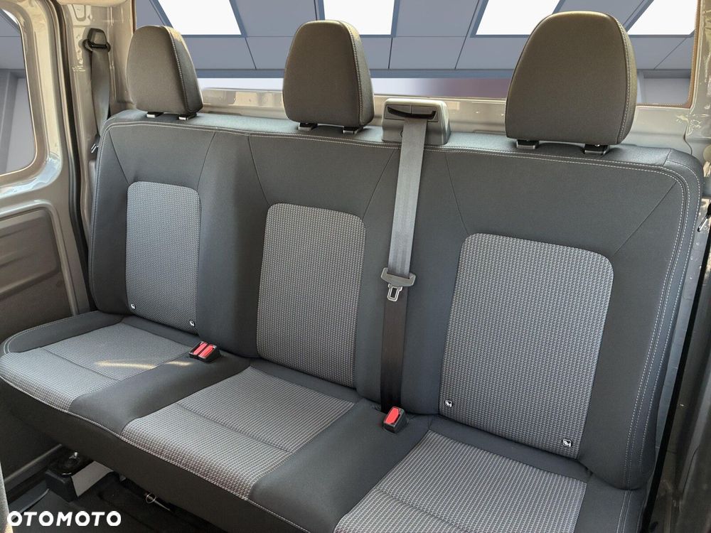 Volkswagen Transporter T7 Skrzyniowy z podw. kabiną/6-cio osob.,  2,0 TDI 150 KM automatyczna r. o. 3500 mm - 19