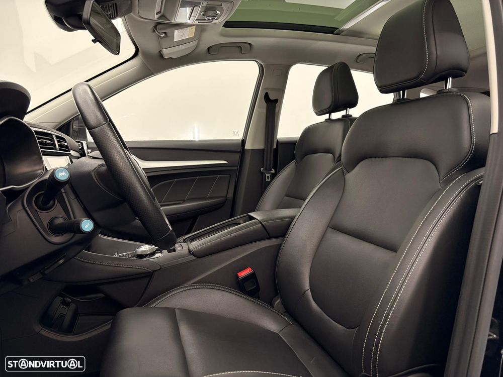MG ZS EV 44.5 kWh Luxury - 15