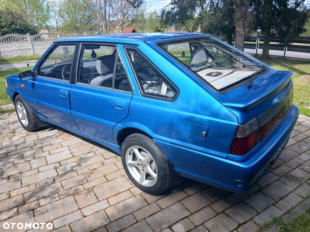 Polonez Caro - 12