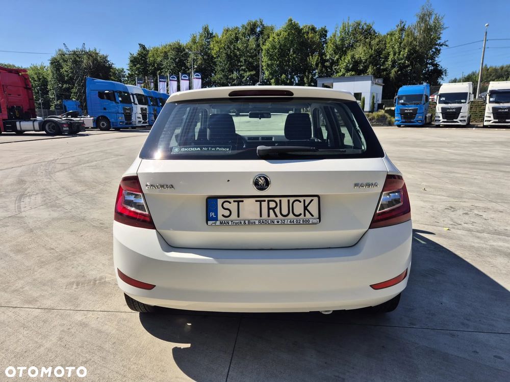 Skoda Fabia - 7