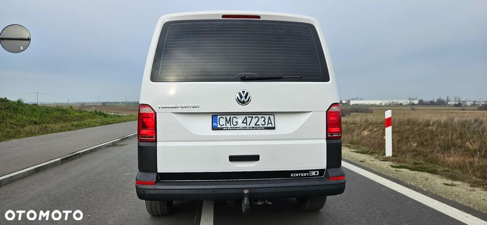Volkswagen Transporter - 9