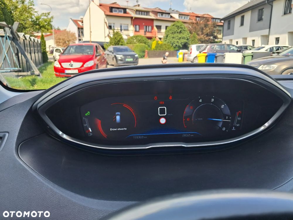 Peugeot 3008 BlueHDi 120 Stop & Start Allure - 16