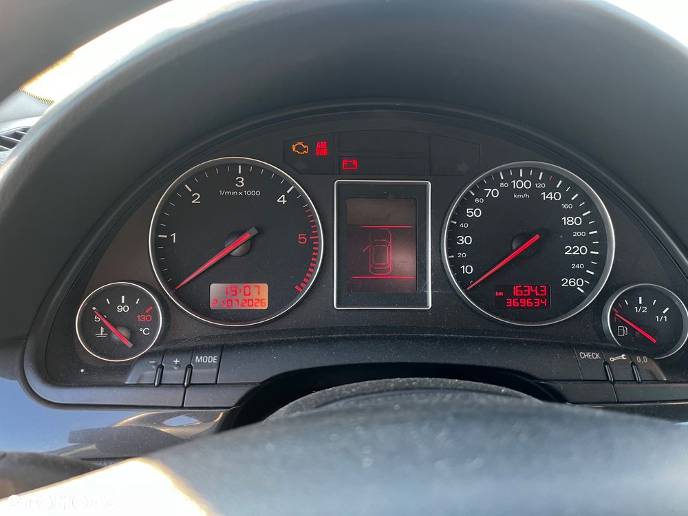 Audi A4 Avant 1.9 TDI - 10