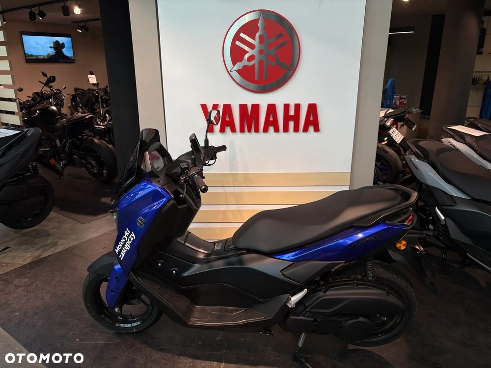 Yamaha NMAX - 4
