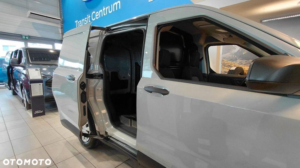 Ford Transit Courier - 3
