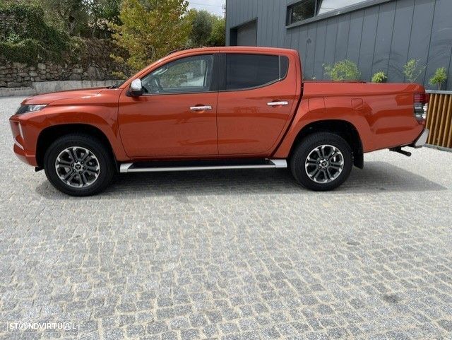 Mitsubishi L200 2.3 DI-D CD Invite Strakar Look 4WD - 4
