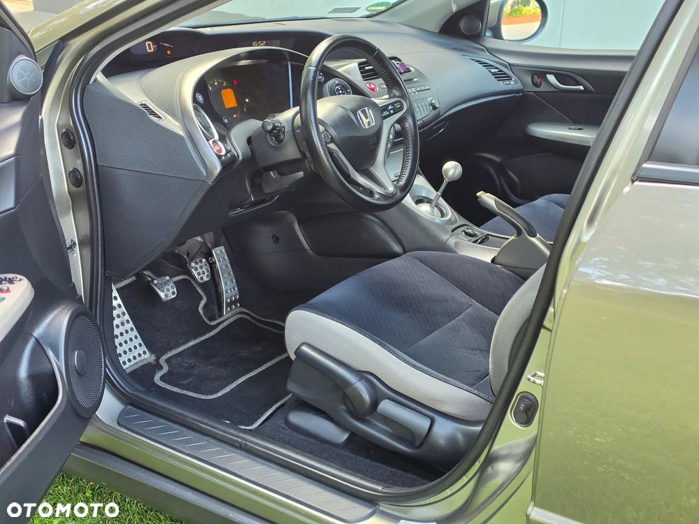Honda Civic 1.8i-VTEC Sport - 7