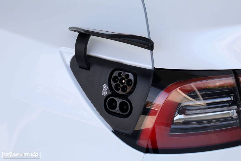 Tesla Model Y Long Range Tração Integral - 11